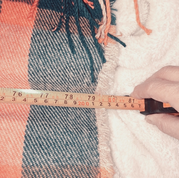 Restyle & Co. Scarf - Picture 2 of 4